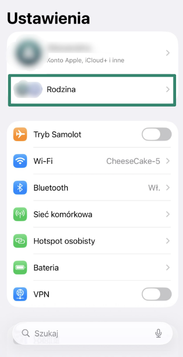 iPhone Settings screen with “Family” option highlighted under Apple ID.